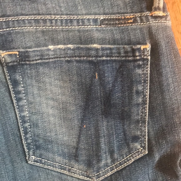 NWT Marciano Distressed Low Rise The Skinny Jeans - Picture 6 of 11